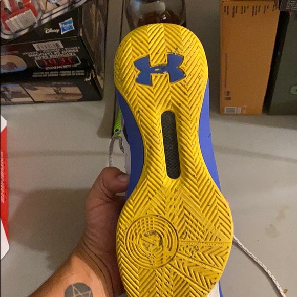 Under Armour Steph Curry signature shoe - Picture 4 of 7